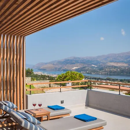 Harmony Aparthotel 4*