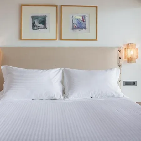 Harmony Apart Otel Khelmáta