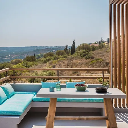 Harmony Apartahotel 4*